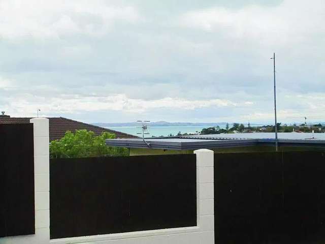 Modern 1-Bedroom Home with Pool Access