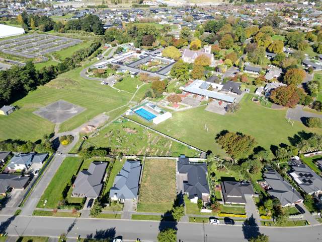 84 Mcmahon Drive Aidanfield_3