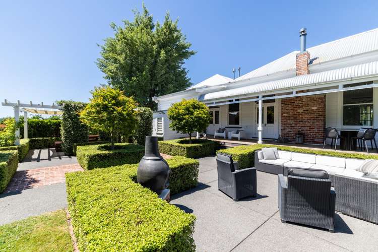 100A Longlands Road Longlands_25