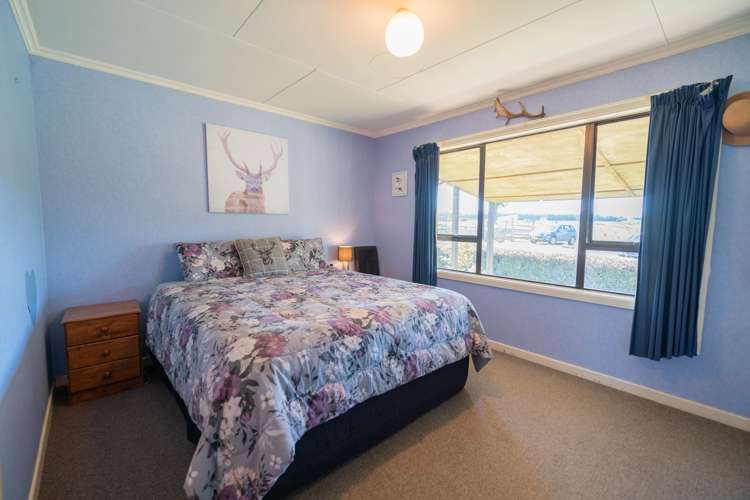 1245 Hillside Manapouri Road Te Anau_8