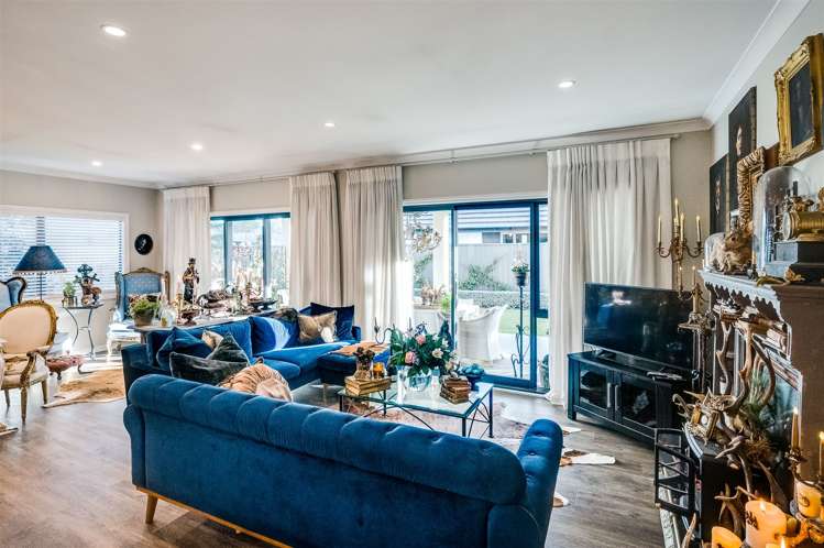 7 Aspiring Drive Poraiti_4