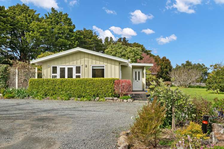 41 Woodward Road Maungatapere_16