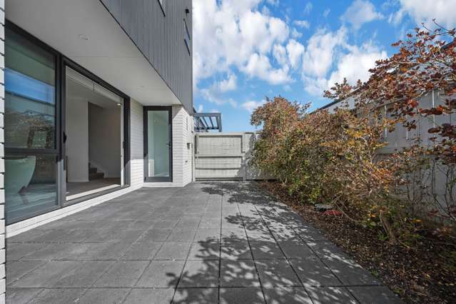 16 Paterae Lane Flat Bush_4