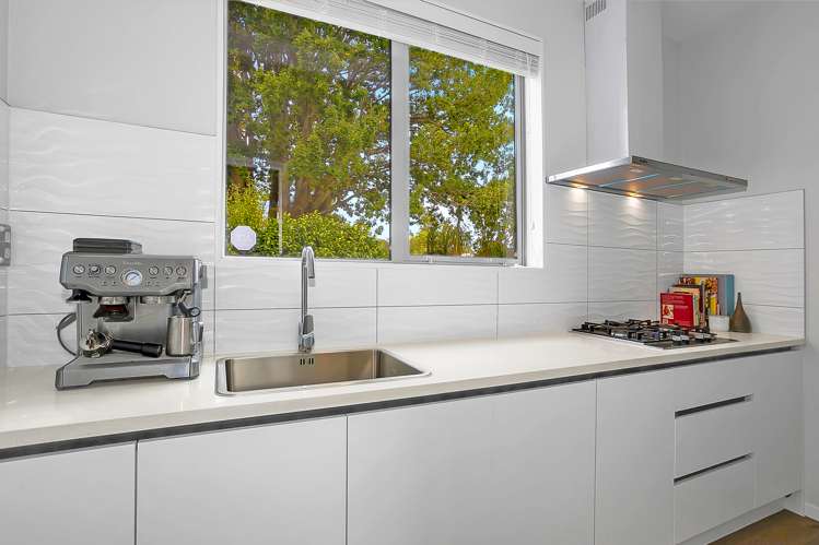 49b Kervil Avenue Te Atatu Peninsula_10