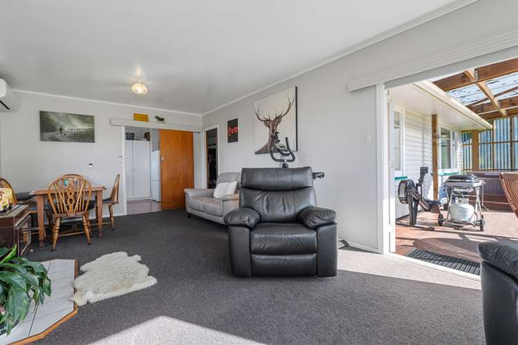 67 Thorn Road Kaimai_7