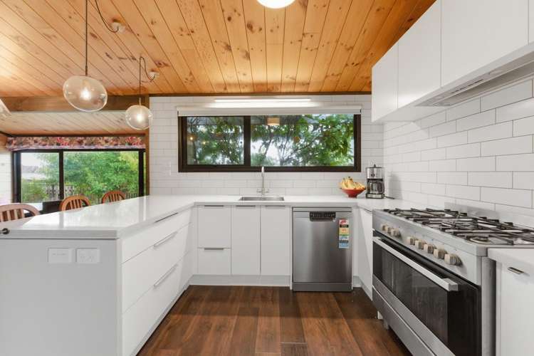 10A Virginia Place Whalers Gate_2