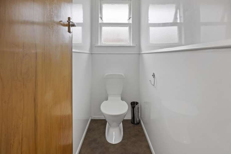 37 Disraeli Street Hawera_16