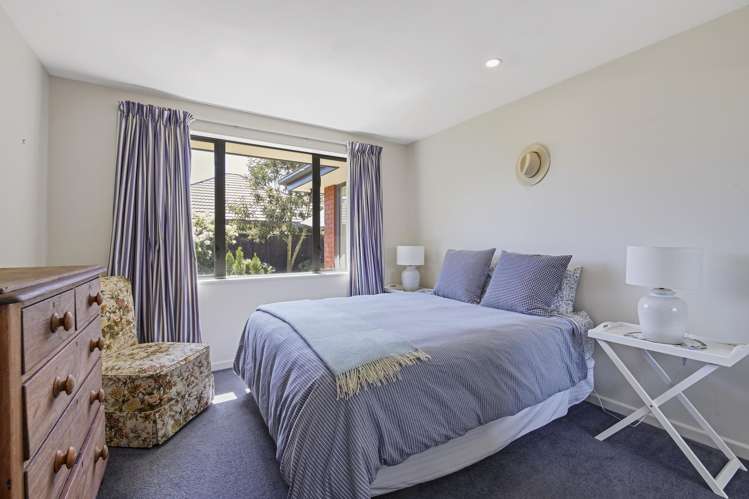 21 Riverwood Boulevard Redwood_15