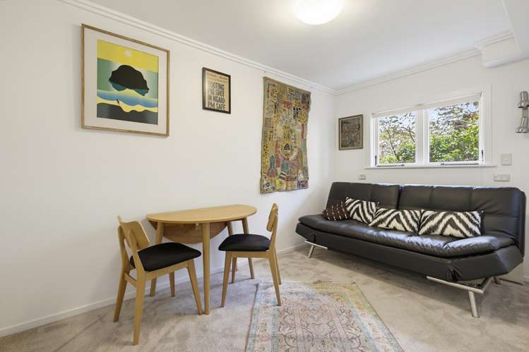 9/91 Austin Street Mount Victoria_6