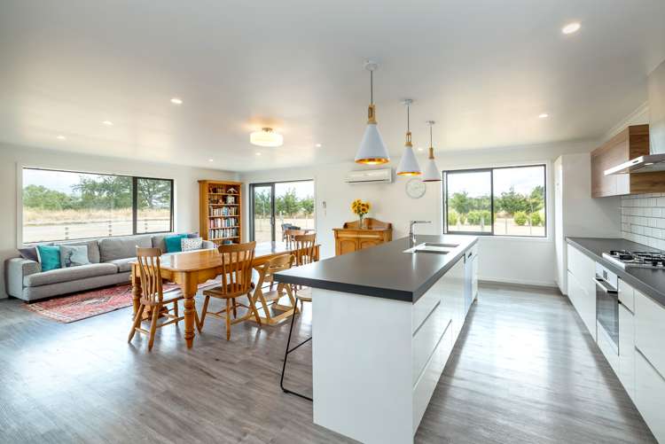 471 State Highway 2 Opaki_6