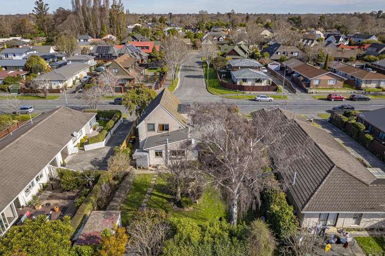54 Ambleside Drive Burnside_16