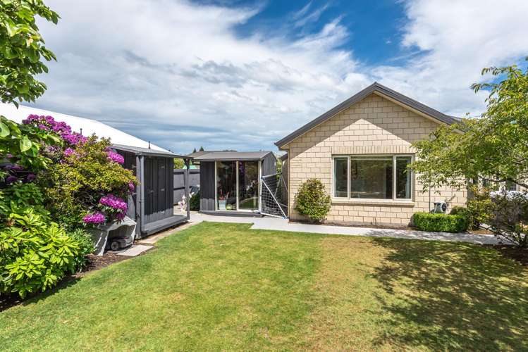 208 Cavendish Road Casebrook_36