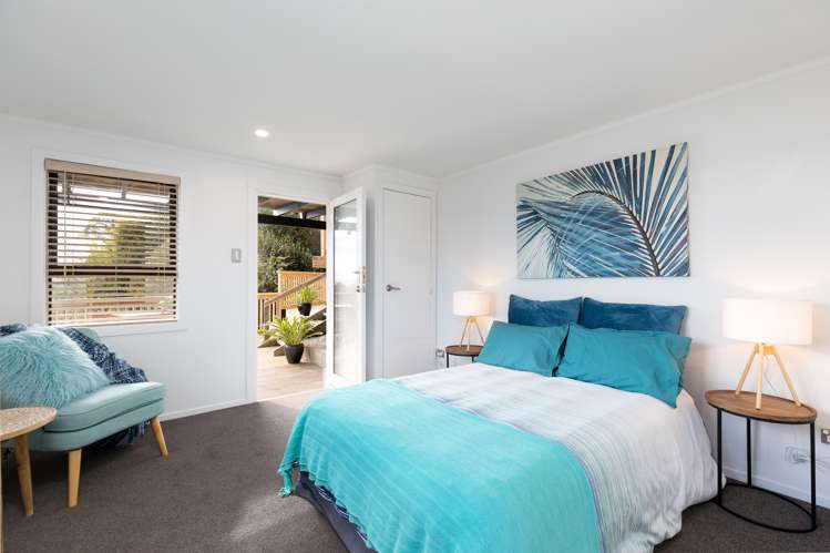 10 Bisley Avenue Moana_10