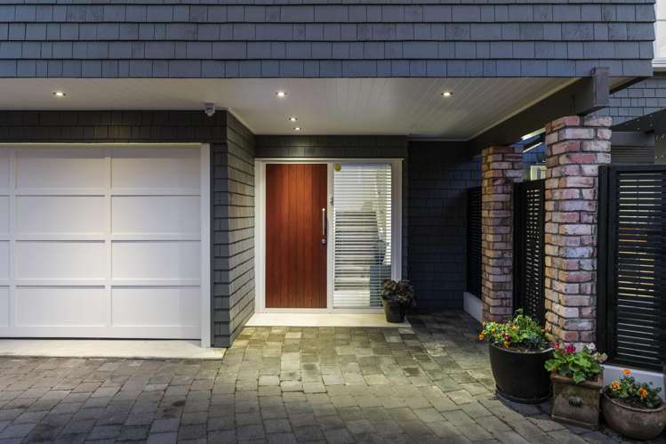 2/33 Ronaki Road Mission Bay_6