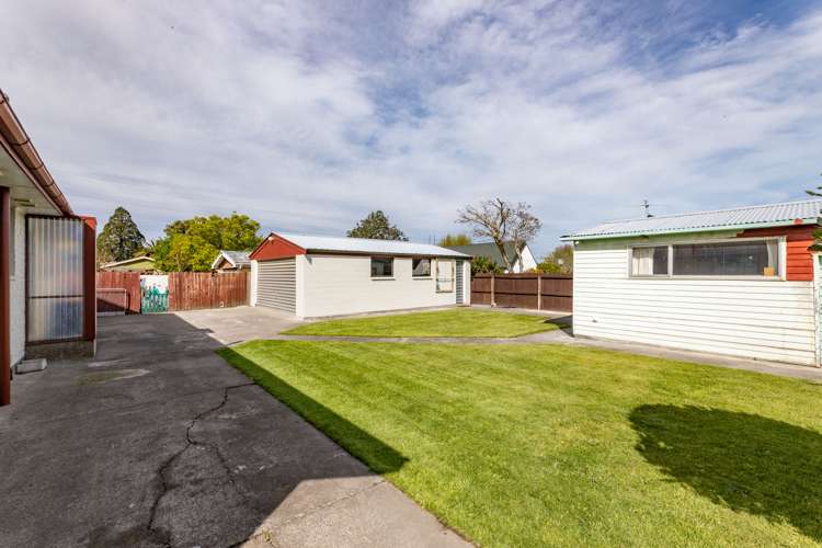 41 Steele Street Hornby_17