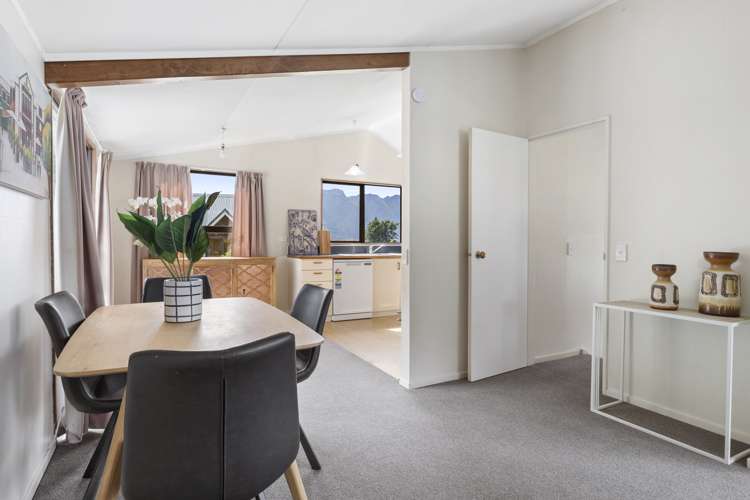 9a Dart Place Fernhill/Sunshine Bay_16