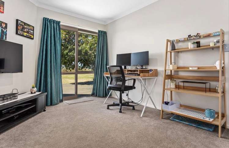 75 Aerodrome Road Thornton_7