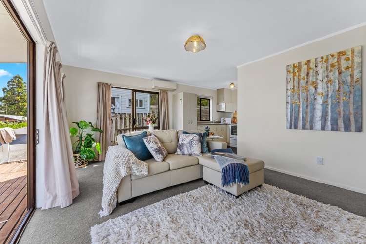 2/12 Carlton Road Pukekohe_5