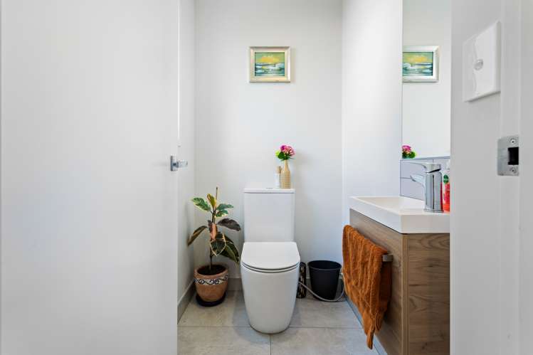 53 John Main Drive Ramarama_19