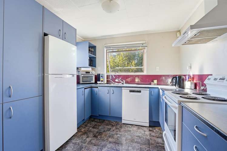 29 Exeter Crescent Springvale_4