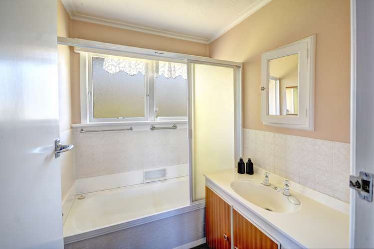 106 Bush Road Mosgiel_11