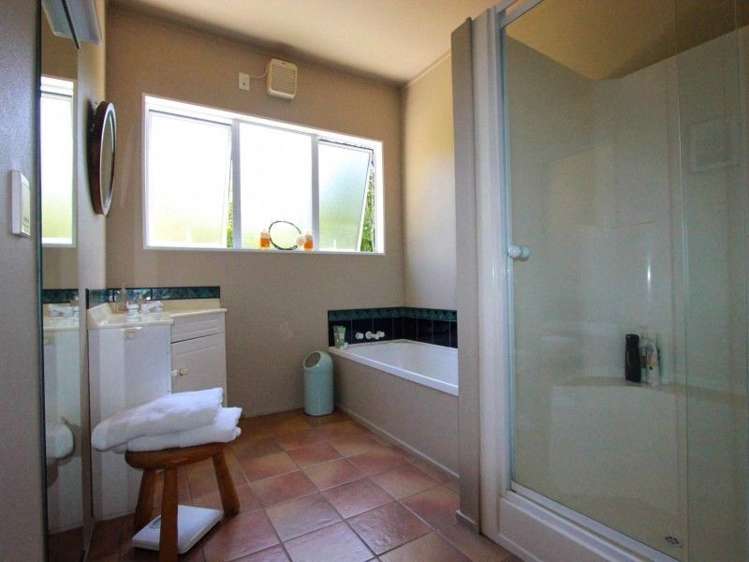 44 Simpson Road Westmere_3