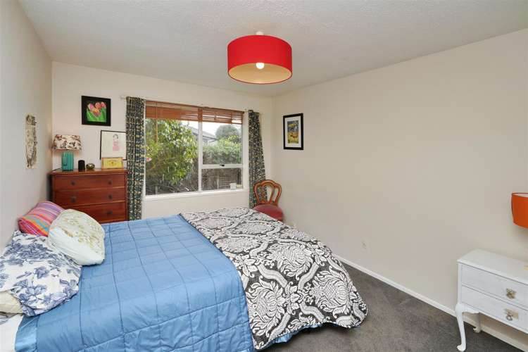 2/7 Wanstead Place Woolston_7