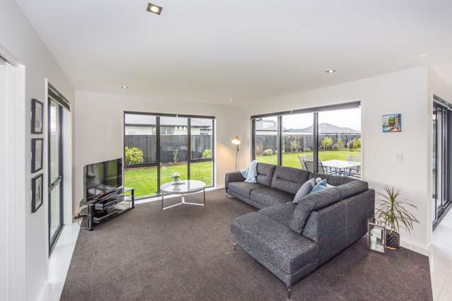 6 Coutts Lane West Melton_4