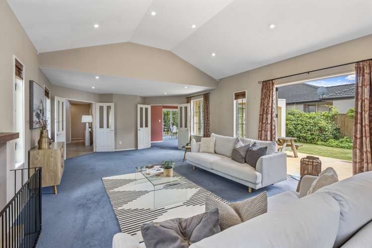 56 Woodhurst Drive Casebrook_4