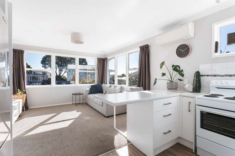 23 Karaka Road Otumoetai_19