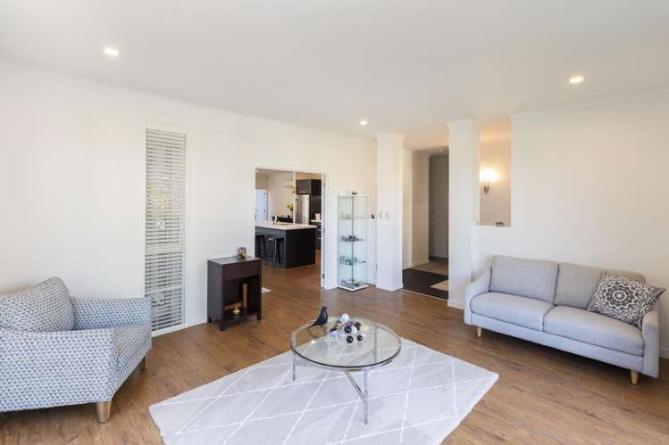 2 Applefield Court Northwood_9