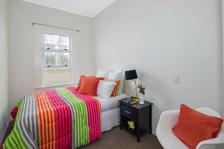 13 Picton Avenue Newtown_14