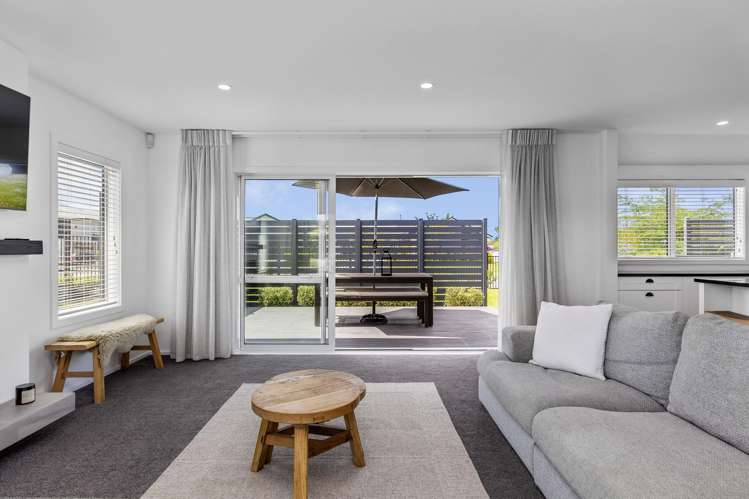 1 Mayfly Grove Nukuhau_14