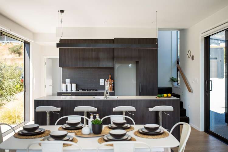 27 Falconer Rise Jacks Point_2