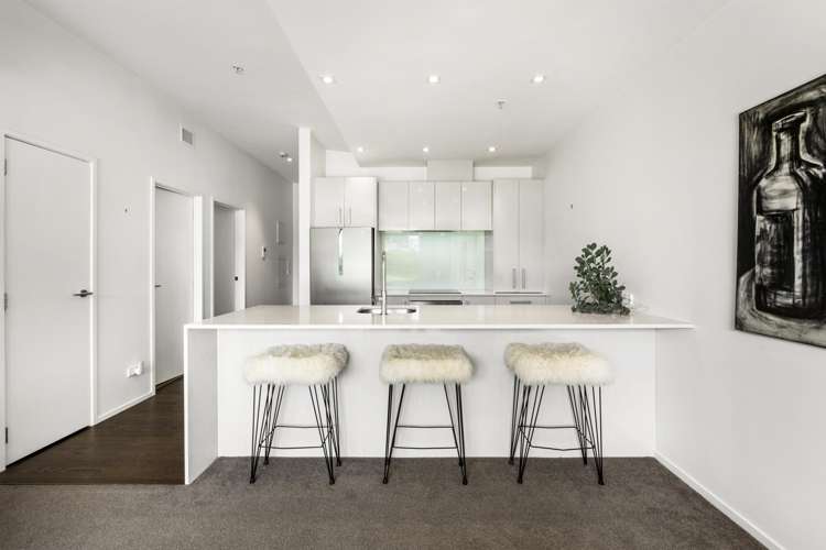 405/22 Fleet Street Eden Terrace_11