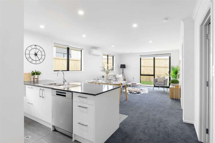 31 Waruhia Crescent Rototuna North_8