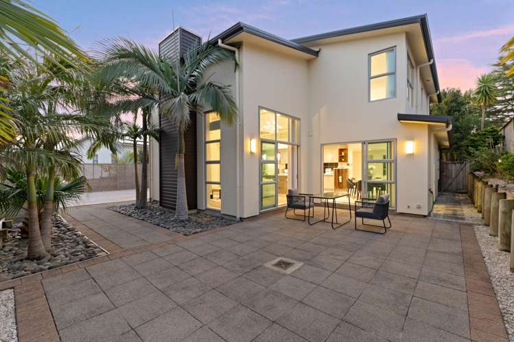 8 Springvale Drive Albany_23