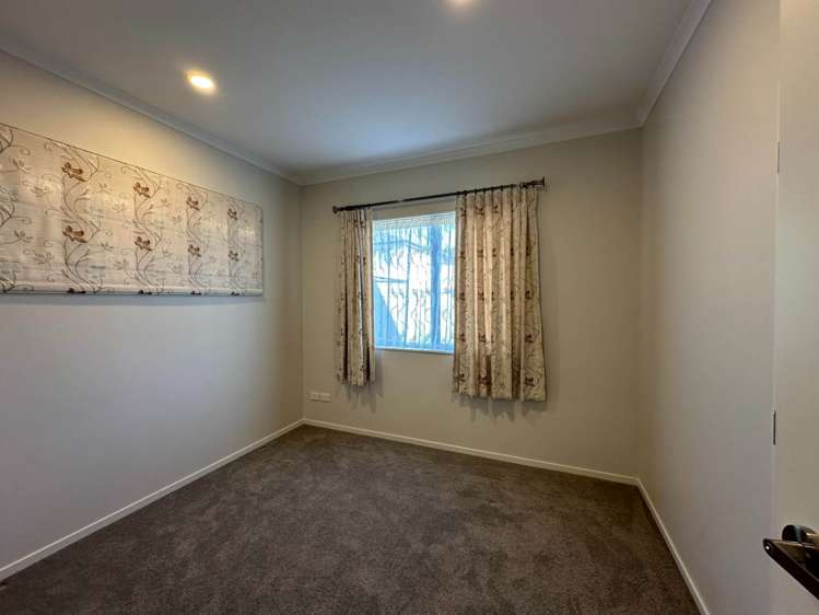 8 Drumconnell Drive Flat Bush_7