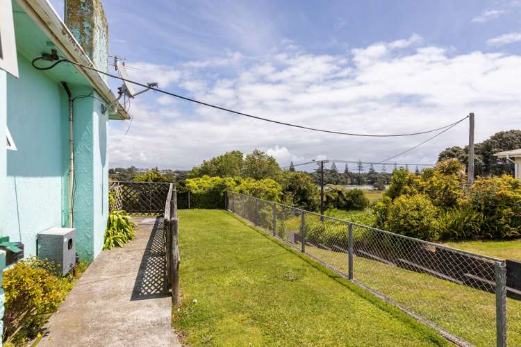 30 Leslie Street Waitara_18