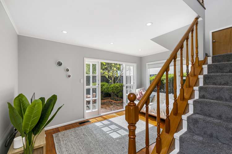 15 Omar Street Khandallah_14