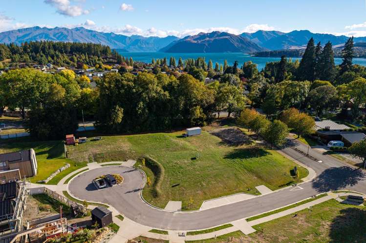 4 and 9 Theodore Court, Station Rise Wanaka_5