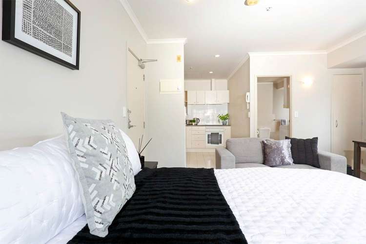 11j/1 Emily Place Auckland Central_9