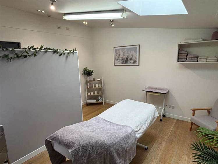 Unit 1, 601 Te Rapa Road Te Rapa_5