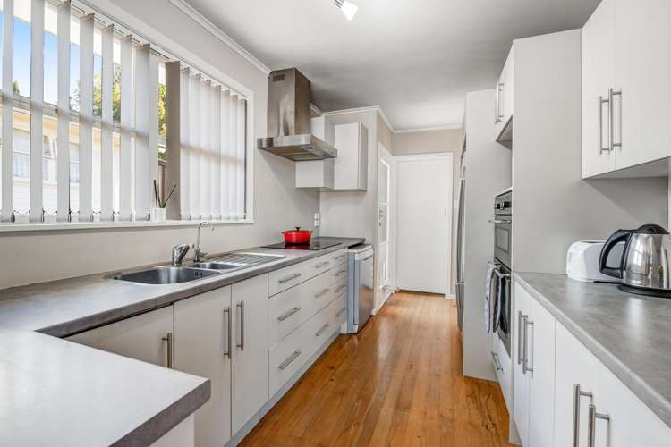 39 Totaravale Drive Totara Vale_5