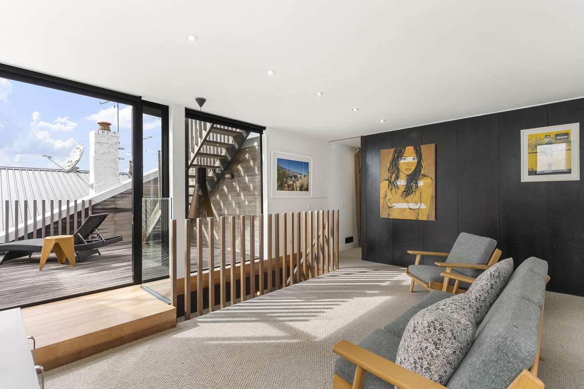 72 West End Road_5