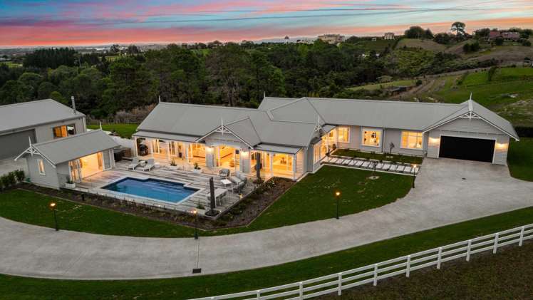 21 Diamond Lane Riverhead_47