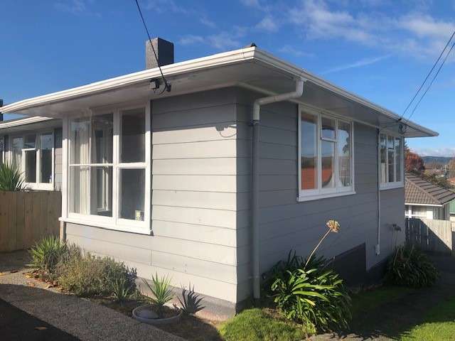 Two bedroom home- lawns included