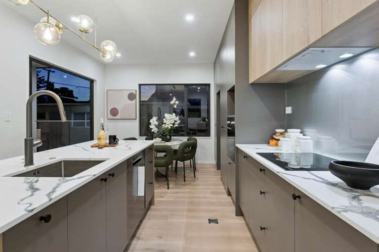 7-9/246 Wairau Road Glenfield_8