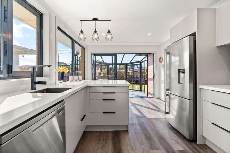 32 Carlyle Road Mosgiel_5