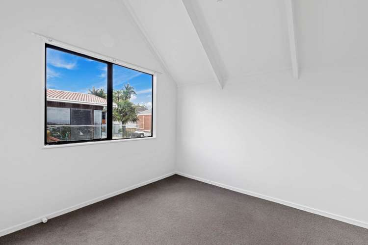 1/20 Cassandra Grove Totara Vale_16